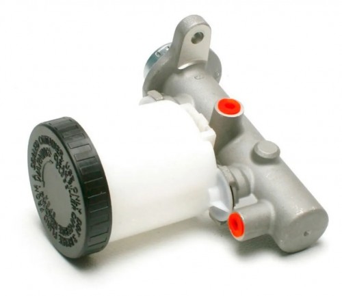 BOMBA CILINDRO FRENOS NISSAN  D21 ISUZU PICKUP